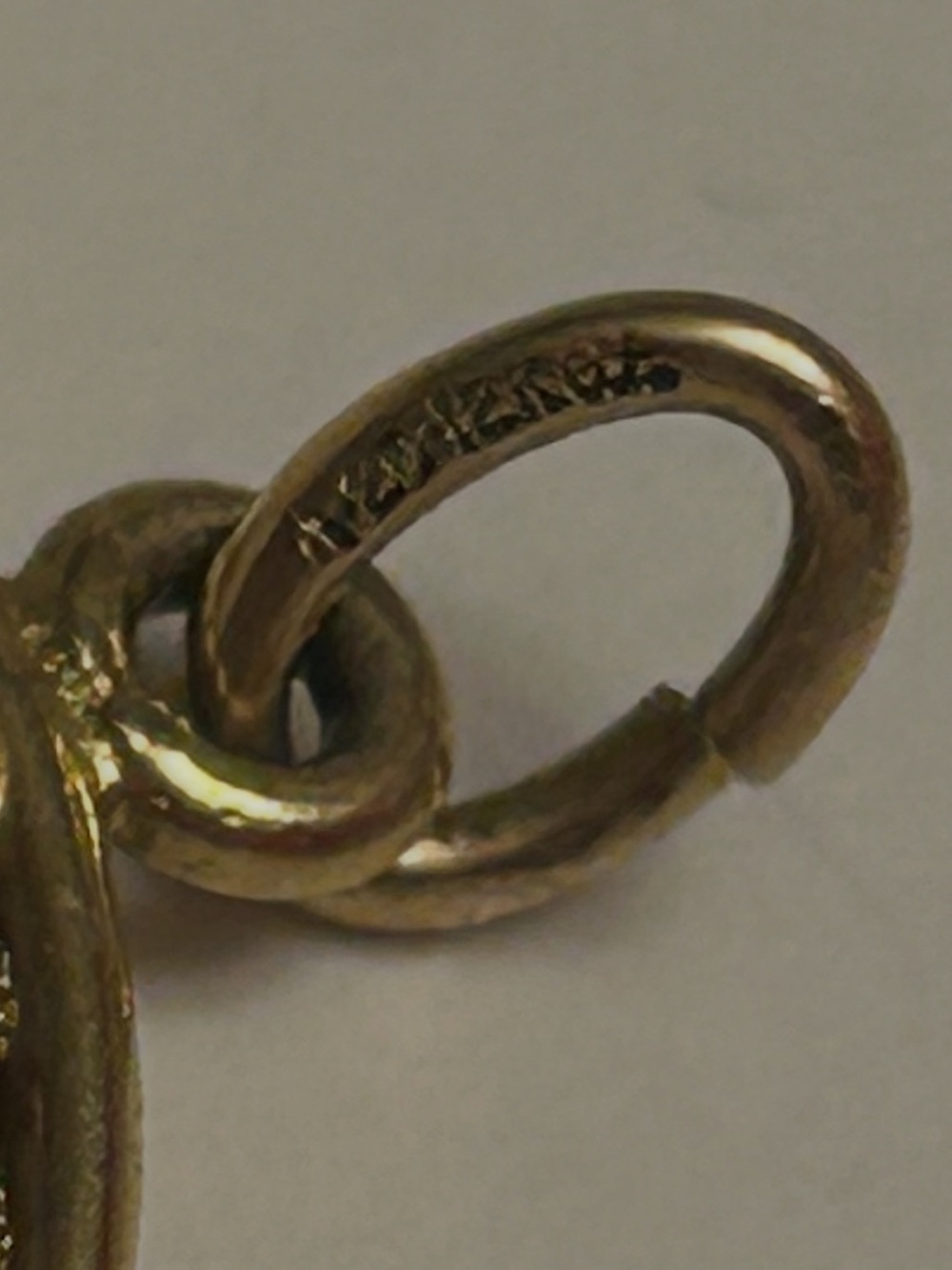 Vintage 12k Gold-filled Pendant - Picture 5 of 5